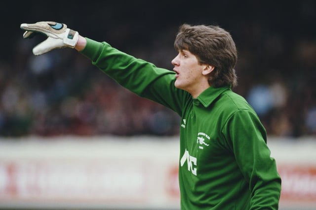A hero for both clubs, Lukic spent his career at Leeds United and Arsenal, winning a first division title with both. The stopper clocked up over 650 appearances in a hugely successful career. (Photo by Mike King/Allsport/Getty Images)