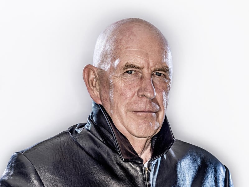 Born in Motherwell, Jardine is best known for crime novels and his Bob Skinner book series.
