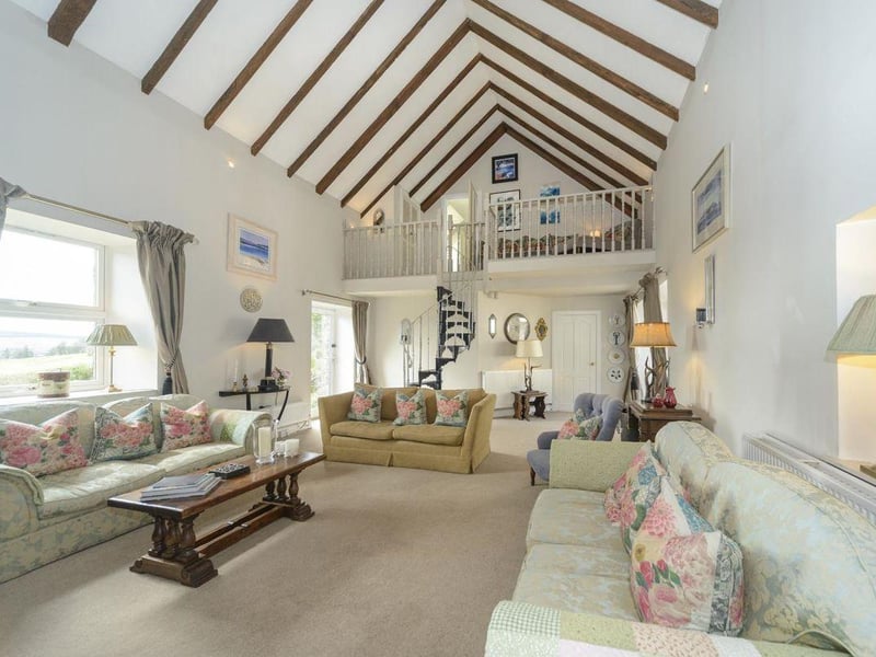 Drawing room.