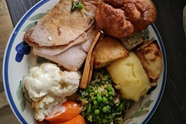 Lisa Jayne Fletcher recommends The Sitwell Arms in Renishaw for their Sunday lunch takeaways.