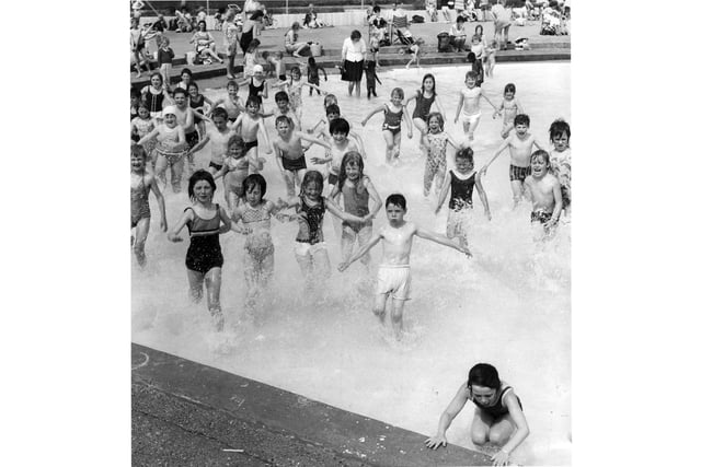 Are you in this photo? Kids at the lido in May 1972.