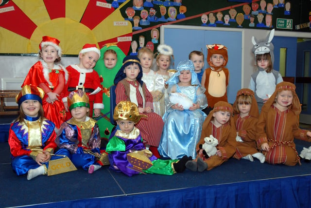 Who do you recognise in this 2009 cast of the Nativity at Albert Elliott Primary School?