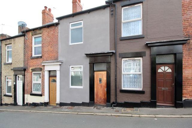 Viewed 1524 times in the last 30 days, this three bedroom terrace has been recently renovated by the current owner. Marketed by Strike, 0113 482 9379.