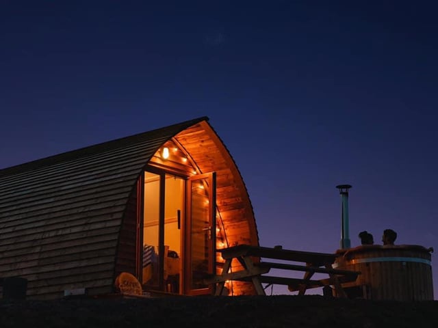 Located outside Edinburgh near Dunbar, this stunning spot is the perfect place to relax and find some tranquility. Enjoy the natural beauty of the East Lothian coastline and the Berwickshire countryside as you escape the mayhem of the city and toast some marshmallows under the stars. Available to book through Wigwam Holidays.
