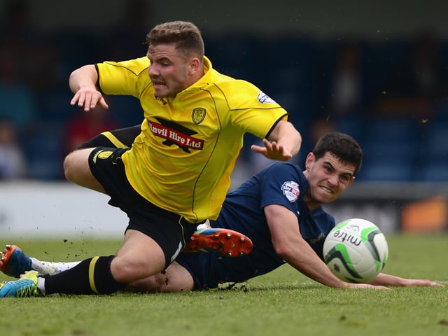 Southend United have agreed terms on a new contract with experienced 34-year-old defender John White. (Southend Echo)