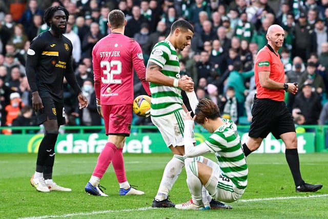Celtic striker Kyogo Furuhashi has been branded “embarrassing” by former Rangers midfielder Alex Rae. The Japanese star crumpled in the box holding his face against Livingston after being slapped on the back of the head by Ayo Obileye. Rae said: “I thought it was embarrassing, the actual contact doesn’t justify your legs going away.” (Superscoreboard)