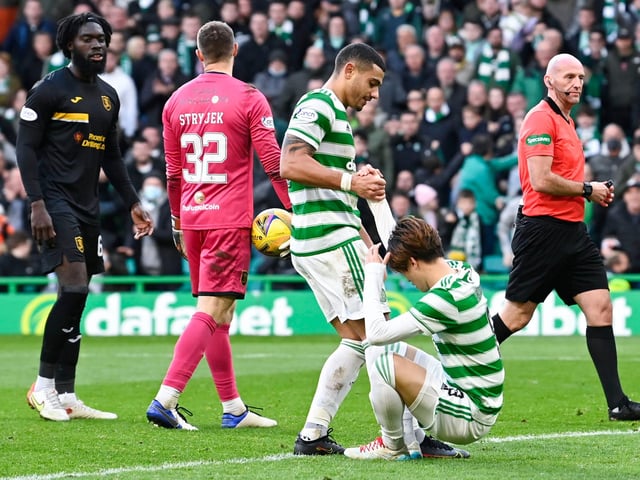 Celtic striker Kyogo Furuhashi has been branded “embarrassing” by former Rangers midfielder Alex Rae. The Japanese star crumpled in the box holding his face against Livingston after being slapped on the back of the head by Ayo Obileye. Rae said: “I thought it was embarrassing, the actual contact doesn’t justify your legs going away.” (Superscoreboard)