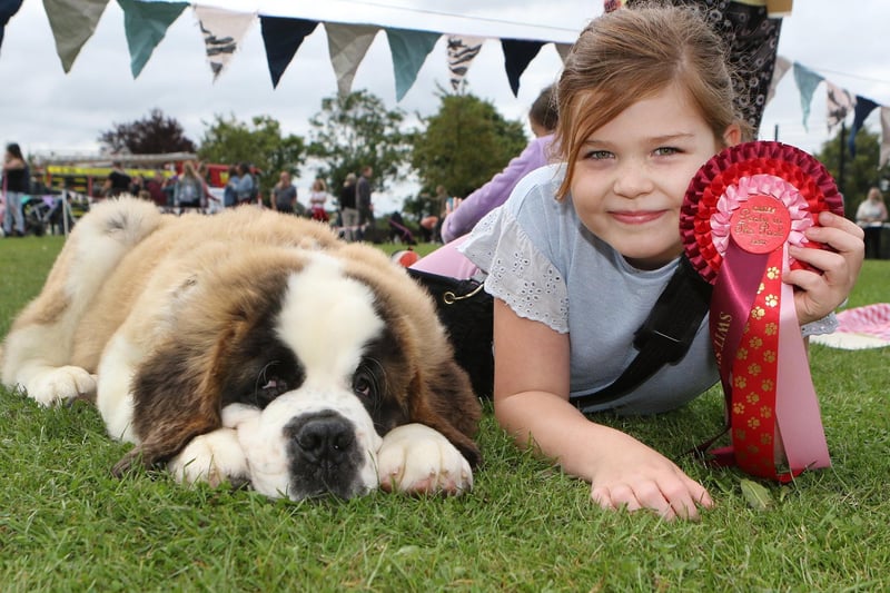 Delighted Deanna Harrison with Riggs, her St Bernard puppy who won best in show. What a cool champion!