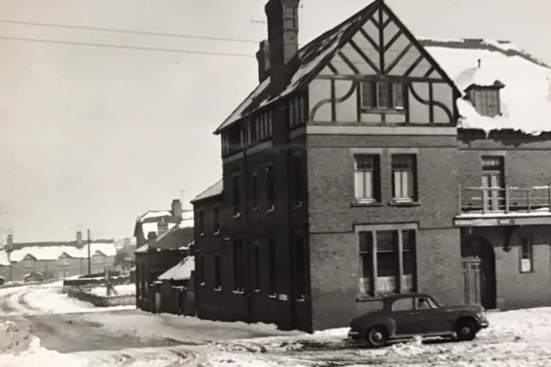 On this very snowy day in 1958 few people would be travelling in their cars to go to the Victoria Hotel in Shirebrook.