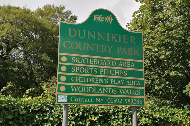 Dunnikier Park is one of the town's best woodlands. Follow its trails that wrap around Dunnikier golf course