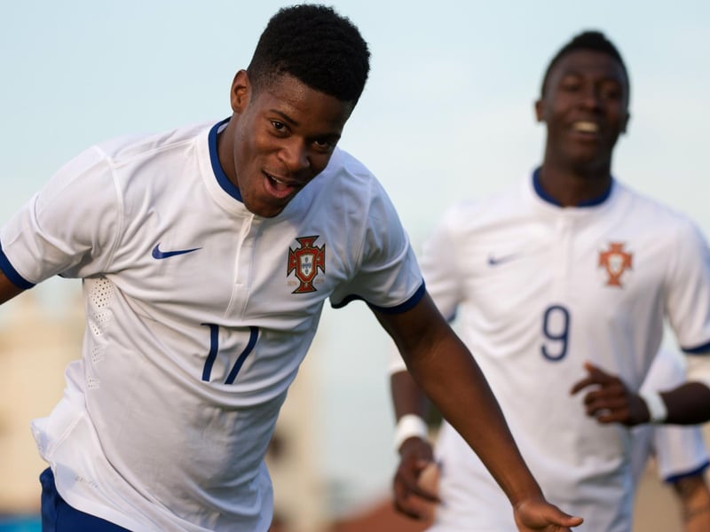 Xande Silva has joined Nottingham Forest on a permanent deal from West Ham. The forward has made 14 appearances for Portugal's U20 side.