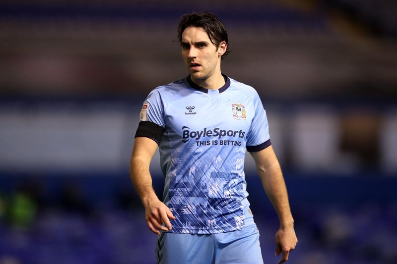 Bristol City have snapped up ex-Leicester City player Matty James on free transfers, as well as giving fellow former Fox Danny Simpson a new deal. The latter was a Premier League winner with Leicester City back in 2016. (BBC Sport)
