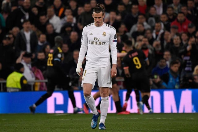 A host of Premier League clubs are set to be put on red alert with reports that Real Madrid are considering letting Gareth Bale leave for FREE this summer. (Marca)