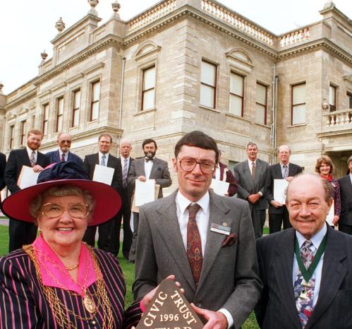 Mayor Dorothy Layton presents an award to Peter Gordon Smith in 1996.