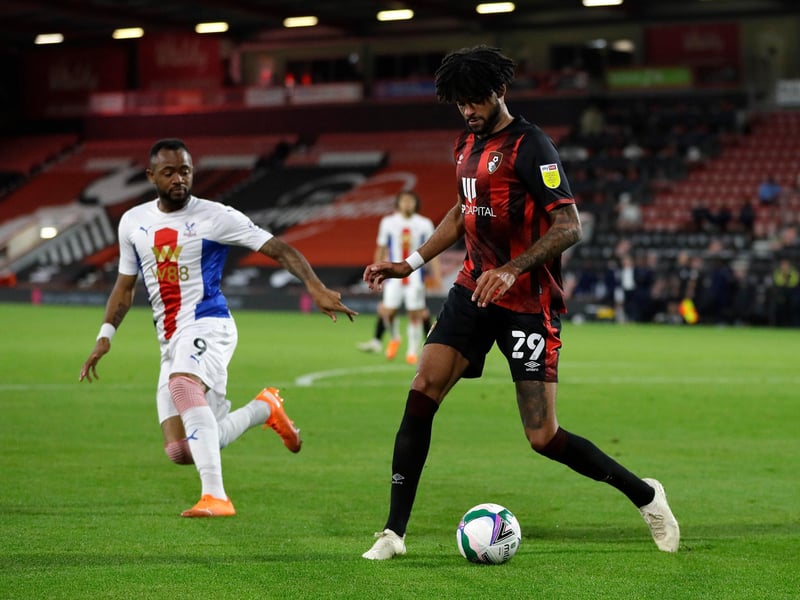 Norwich City are said to be eyeing a swoop for Bournemouth's key midfielder Philip Billing, with an offer of around £10m said to be in the works. He's among a number of Cherries stars who could leave this summer, after they failed to secure promotion last season. (Football League World)