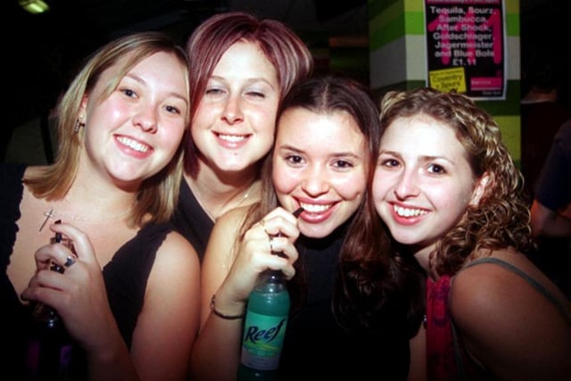 Alison, Helen, Claire and Jo all Freshers at All Bar One, September 2003
