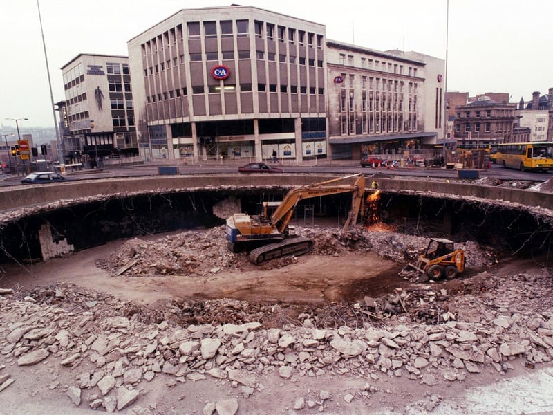 By the late 80s, there were concern over antisocial behaviour in the Hole in the Road. That, and the plans tun the new Supertram system through Castle Square, let the the decision to demolish the structure. This picture was taken by The Star in February, 1994