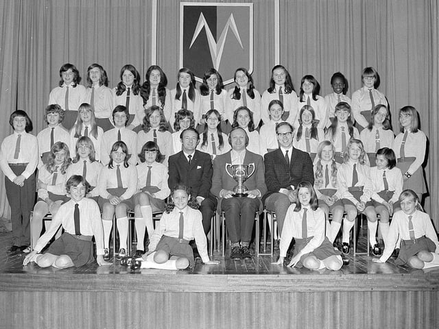 Meden School Choir in 1972 - did you sing with them?