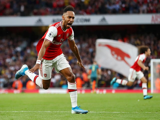 Total shots at goal: 142. Total goals: 40. Highest proportion of team goals: Pierre-Emerick Aubameyang (42.5%).