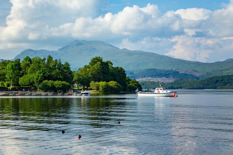 Loch Lomond is famous for being the largest expanse of freshwater in the United Kingdom. Views on the loch are stunning with it only being located around 40 minutes away from Glasgow by car. 