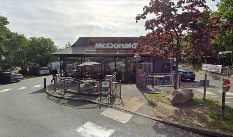 The McDonald’s in Birstall has a rating of 3.7 stars from 2,604 Google reviews.
