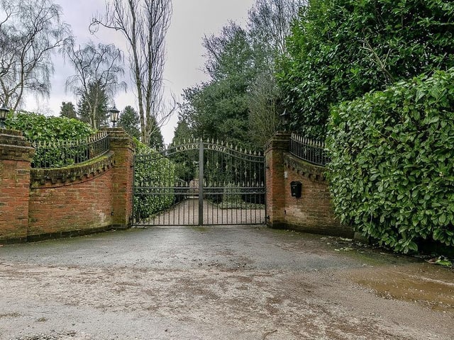 The gates that lead to Loxley Lodge. Now you've seen our gallery, why not contact Nest Seekers International to arrange a viewing?