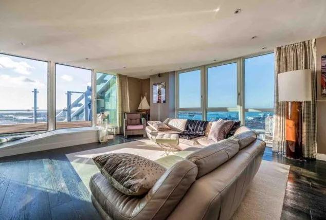 Lipstick Tower - £1.1m - two bedroom