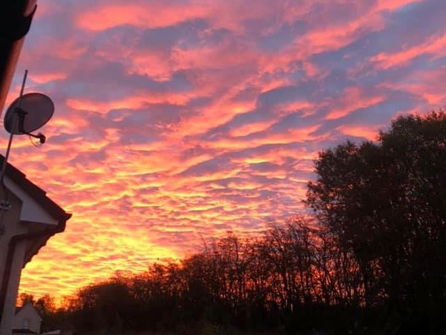 Households are greeted good morning by a pastel pleasant sky in Coatbridge.