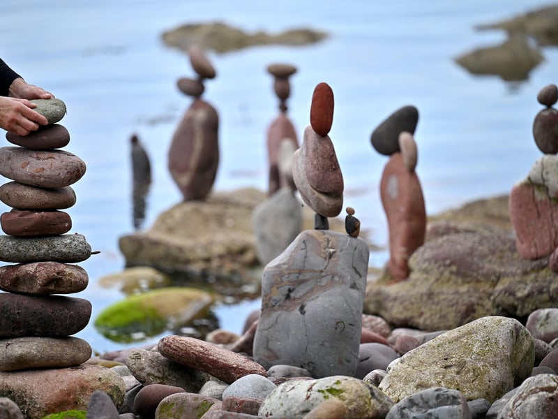 This sculpture looks stunning.