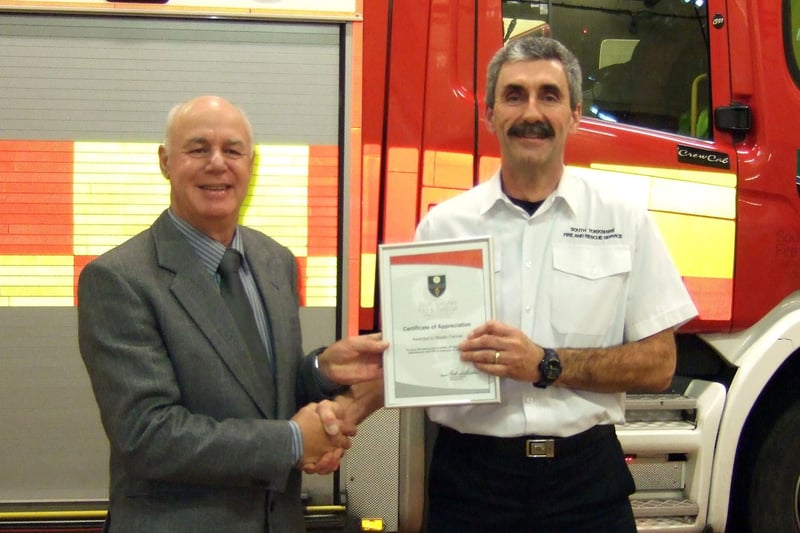 A Sheffield firefighter who saved the life of a heart attack victim whilst off duty was recognised with a special fire service award. Martin Farmer, based at Lowedges fire station, came to the aid of 63-year-old Dave Western at Abbeydale Badminton Club, Sheffield
