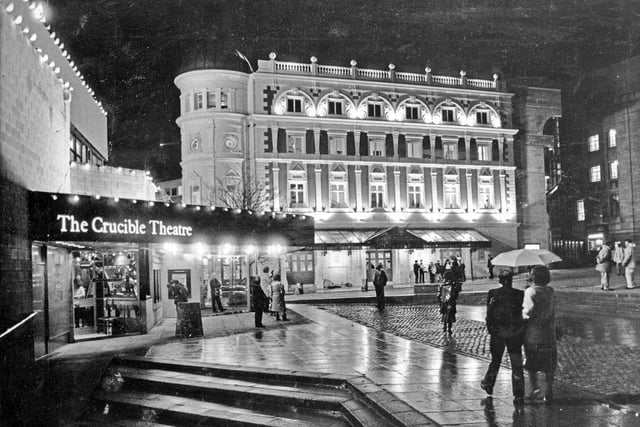 The newly reopened Lyceum with the Crucible in the foreground. December 10 1990.