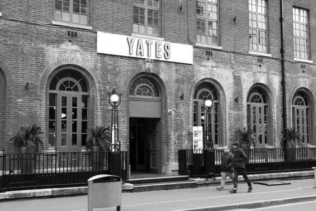 Yates Wine Lodge was housed at 499 Lower Twelfth Street, but is now no longer open. It later became Groove nightclub and is now Popworld.