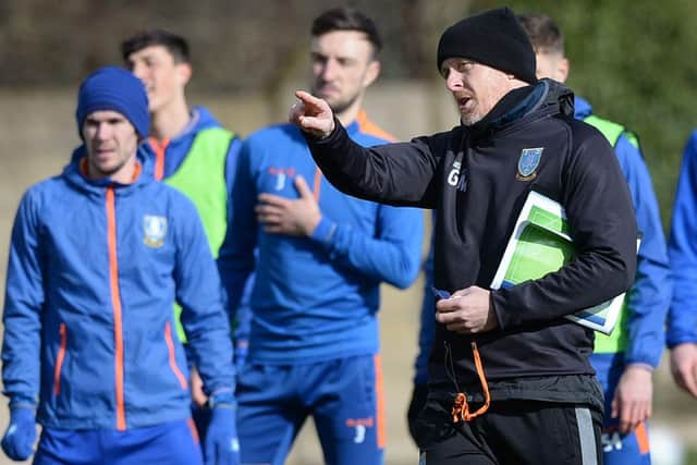 Sheffield Wednesday boss Garry Monk has promoted the involvement of young players at the club in first-team training.