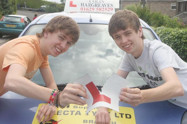 Twins Kurtis and Chad Baker passed driving test on same day.