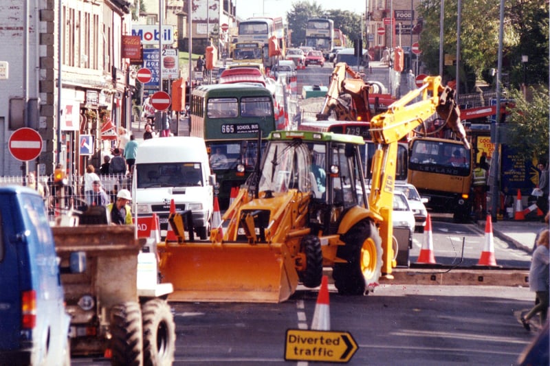 Traffic from Hillsborough Corner trailing back up Langsett Road during Supertram works in October 1993