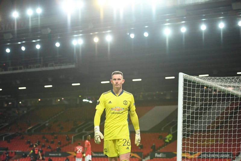 Former Sheffield United loanee goalkeeper Dean Henderson expects to be Manchester United number one next season - with David De Gea facing an uncertain future at the club. (Sun)