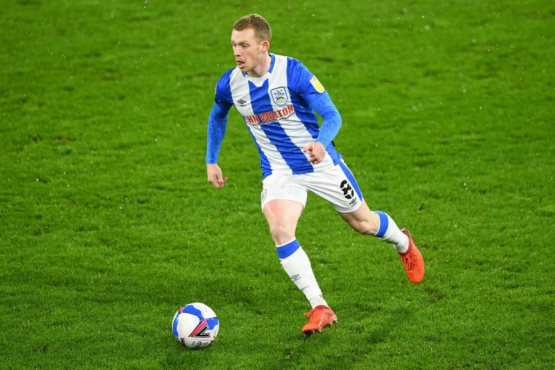 Pundit Kevin Campbell has urged Leeds United to pursue a move for Huddersfield Town's Lewis O'Brien. He's claimed the £10m-rated ace could slot straight into the Whites team, and wouldn't need to radically overhaul his style of play to fit in. (Football Insider)