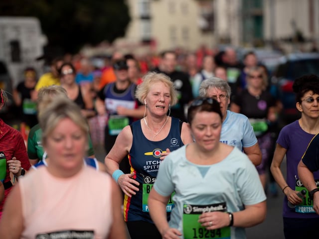 Action from the Great South Run. (201019-272)