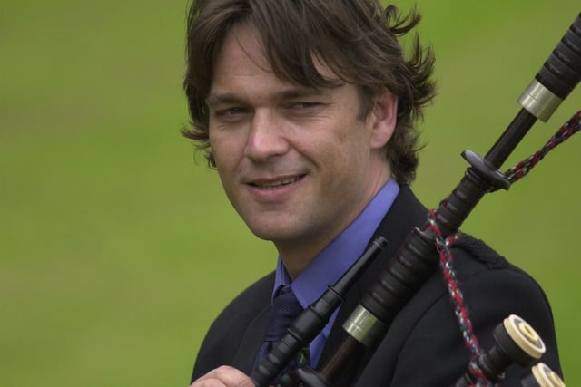 Dougray Scott even tried his hand at the bagpipes!