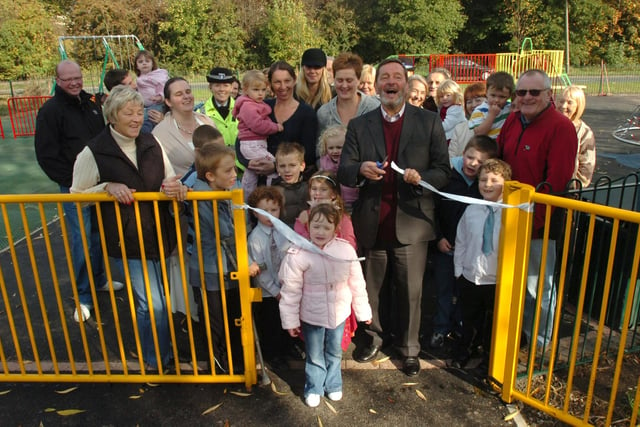 David Blunkett MP Children officially opened  the new playground at Woolley Wood in 2007