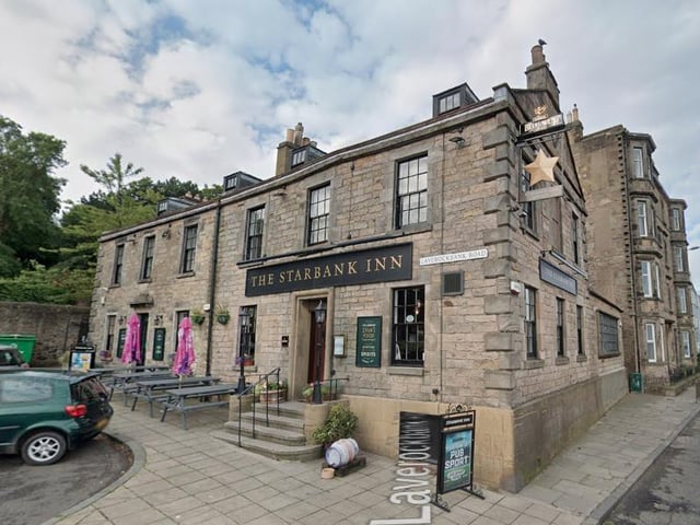 Starbank Inn, at 64 Laverockbank Road, EH5 3BZ, has a rating of 4.5 from 352 reviews.