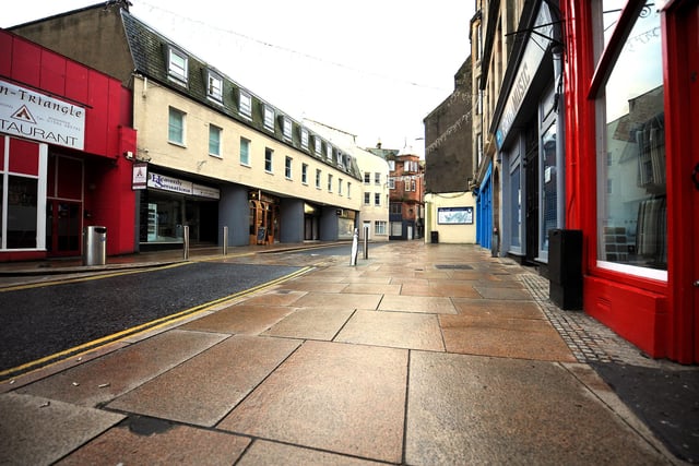 The east end of the High Street, Kirkcaldy, where shops are closed and people have stayed at home as the January 2021 lockdown begins  (Pic: Fife Photo Agency)