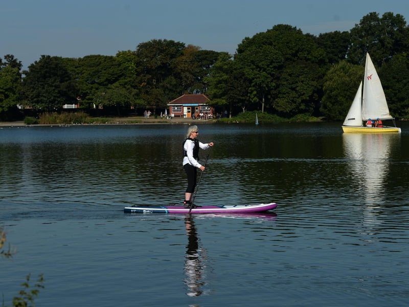 Samantha Bentley said of Yeadon Tarn: "Great for watching planes take off. There's a park and also ducks/swans to feed, sometimes model boat racing. Pack a picnic and spend the day there (when it's dry)"