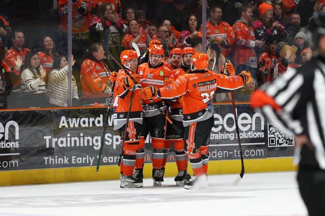Steelers players happy as they put Dundee to the sword pic Hayley Roberts
