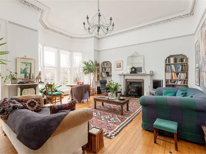 Drawing room.