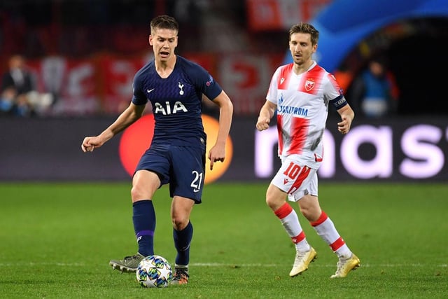 Tottenham Hotspur defender Juan Foyth plans to quit the London club in the coming months - with Leeds United well placed to sign him. (Football Insider)
