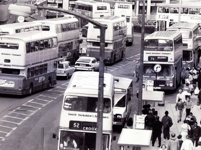 A busy Sheffield city centre in 1987