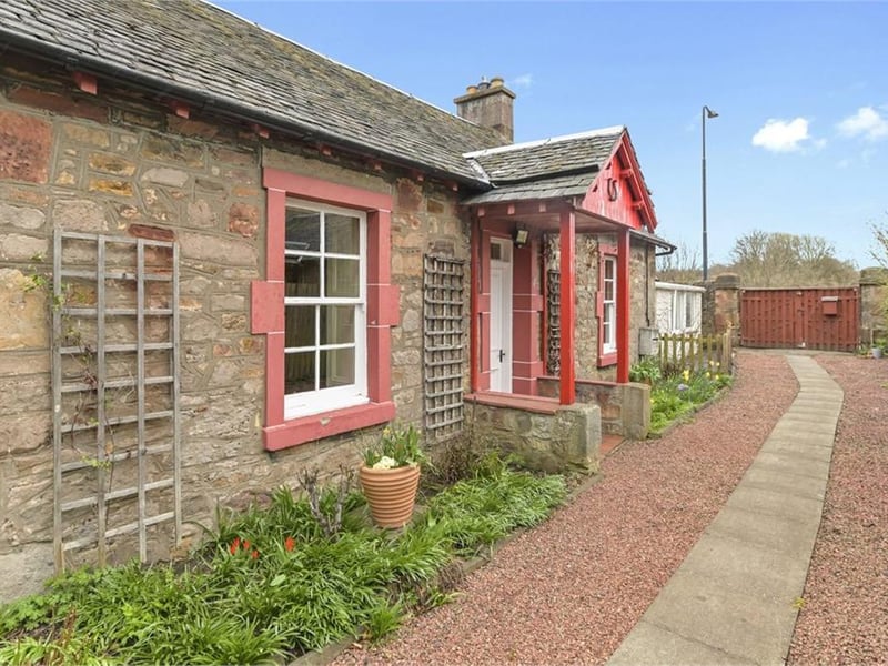 Drive and front of property.