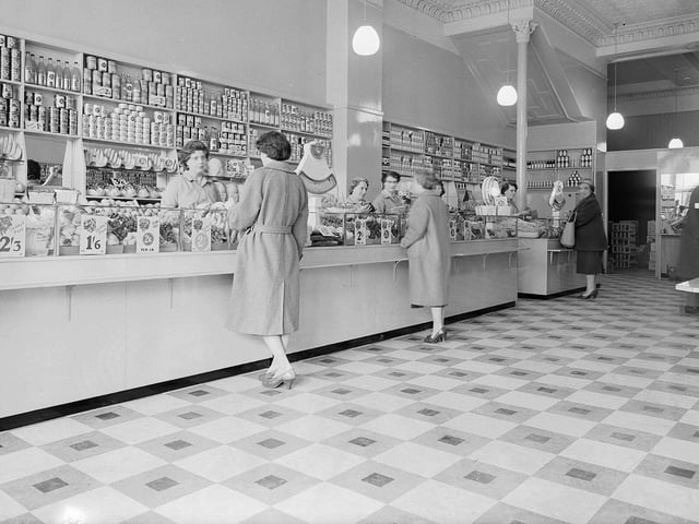 The counter at Rankin's shop on Princes Street, 1960.