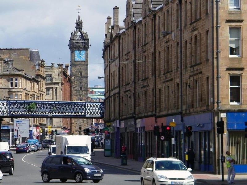 Glasgow City: Total number of recorded crimes per 10,000 population - 829